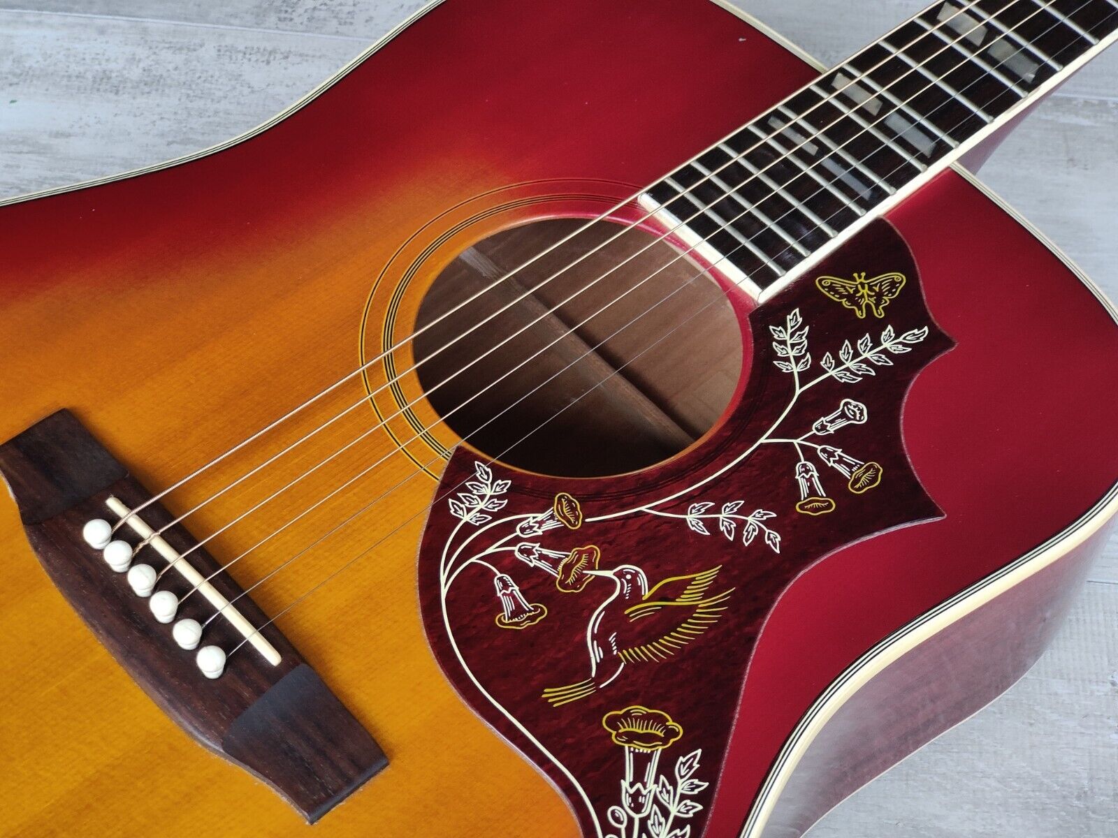 1970's Pearl Hummingbird Japanese Vintage Acoustic Guitar (Cherry Sunburst)