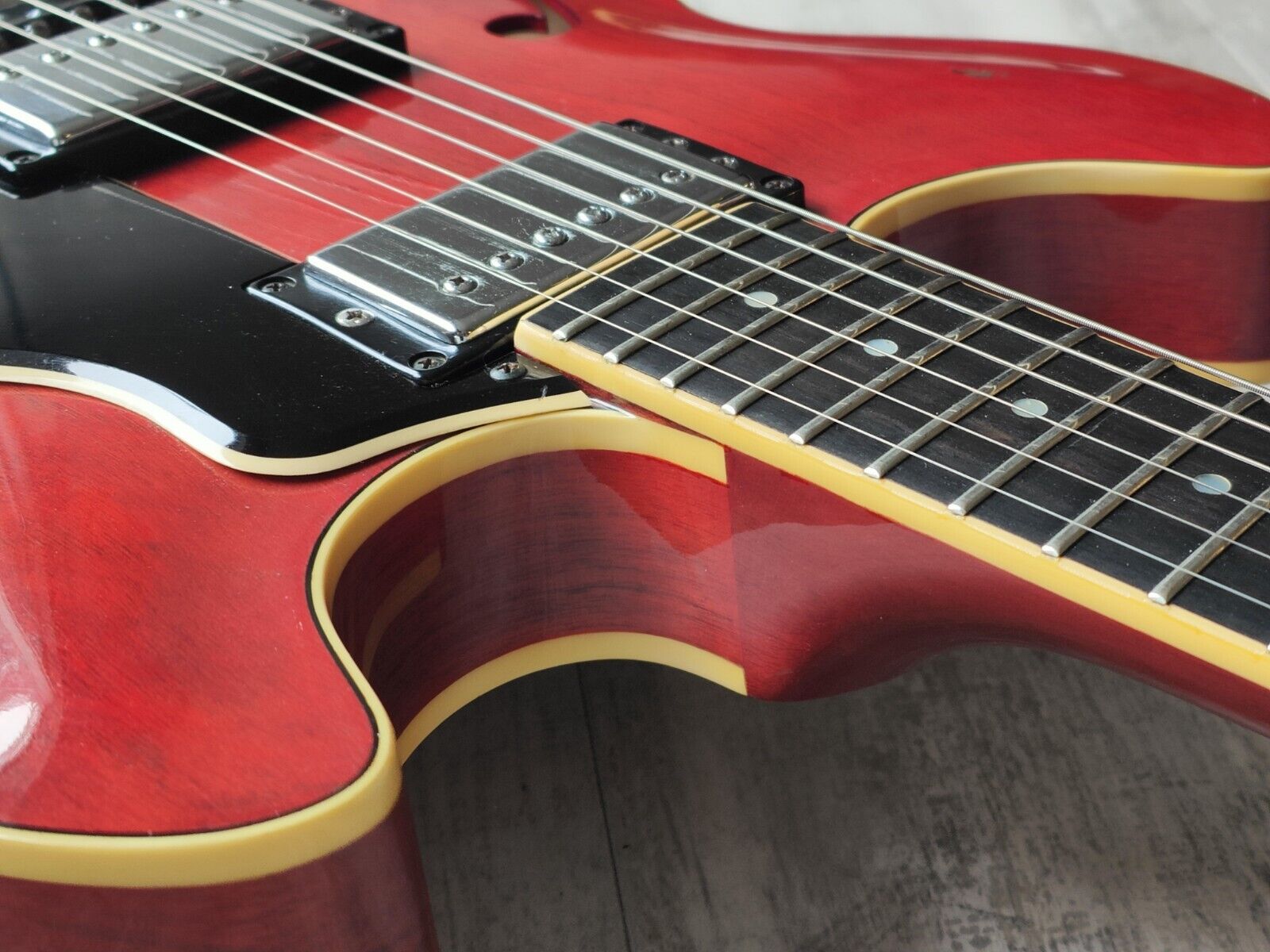 1980 Yamaha Japan SA-1000 ES-335 Semi Hollowbody Electric Guitar (Persimmon Red)