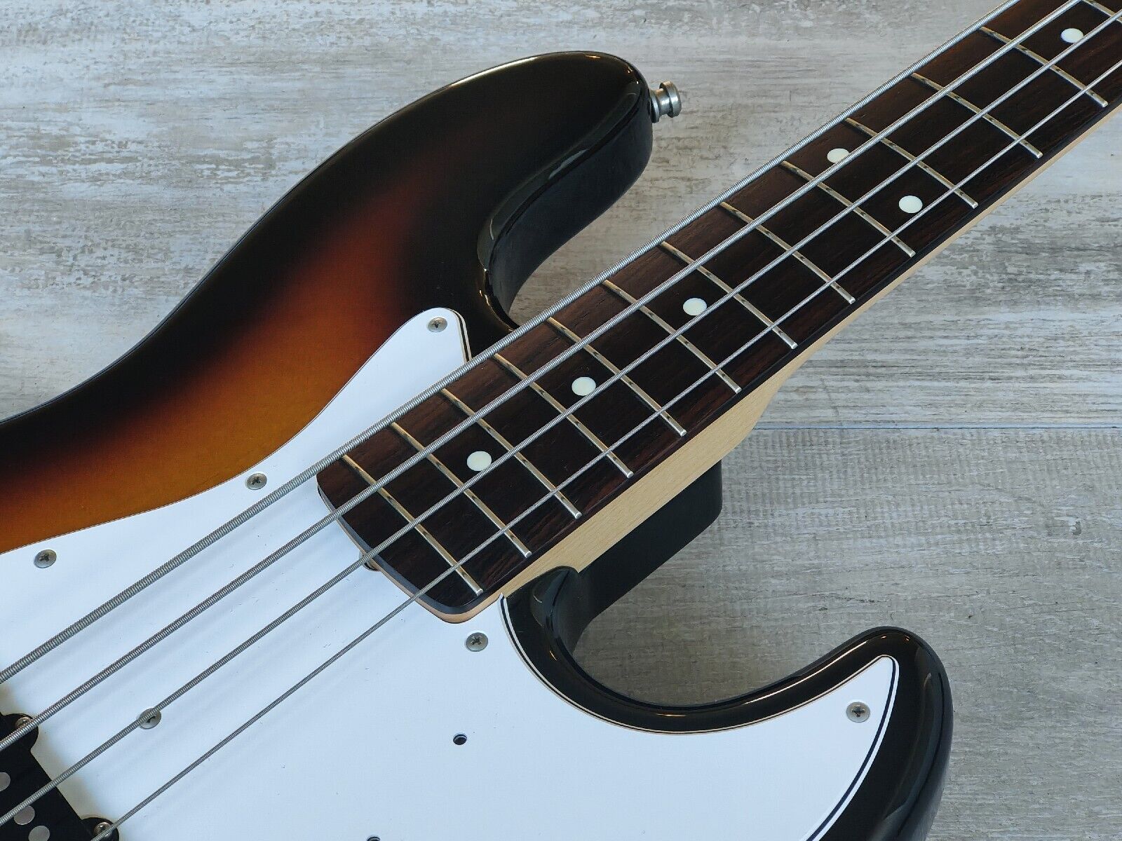 2012 Fender Japan Jazz Bass Standard (Sunburst)