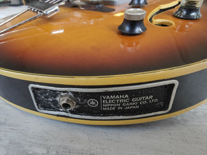1968 Yamaha SA-70 Hollowbody Short Scale Bass (Sunburst)