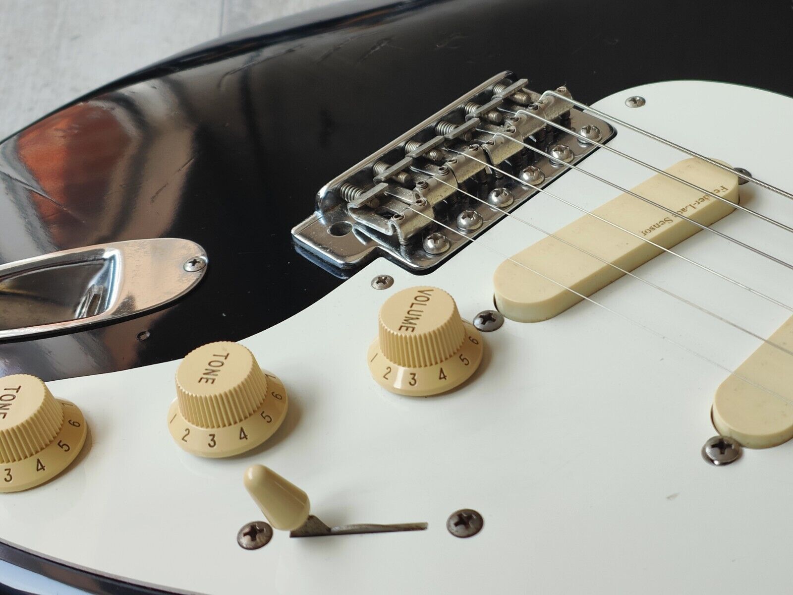 1989 Fender Japan ST54-85LS '54 Reissue "E Series" Clapton Stratocaster (Black)