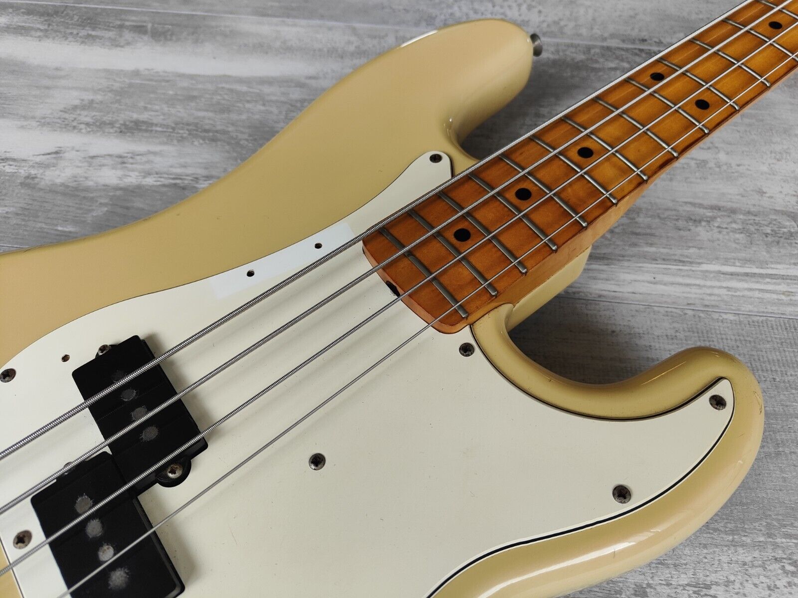 1978 Fernandes Japan FPB-50 Precision Bass (Vintage White)
