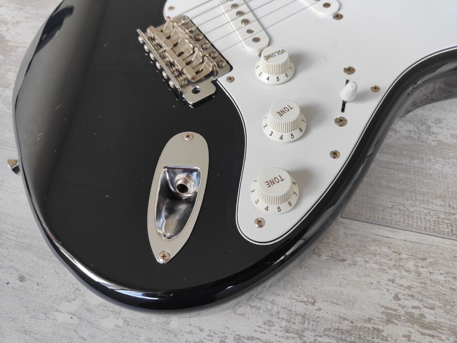 2014 Fender Japan Stratocaster Standard (Black)