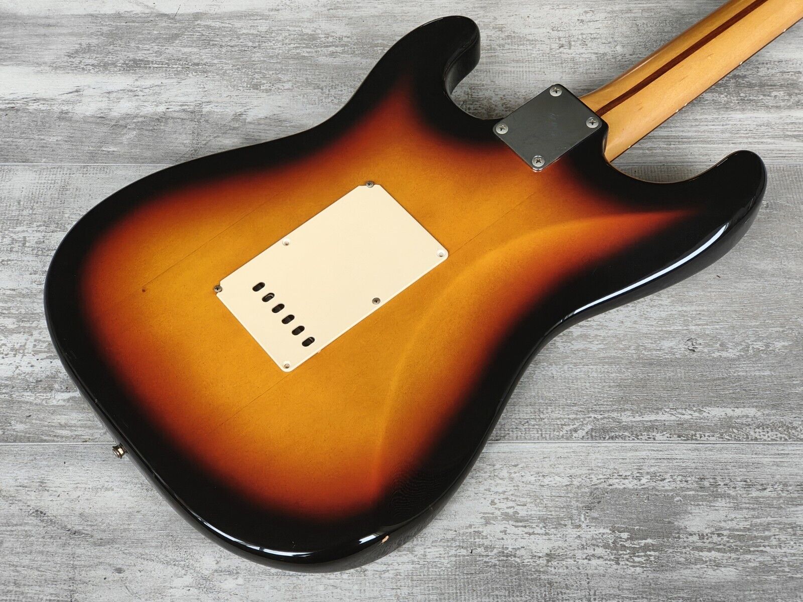 2002 Fender Japan Stratocaster Standard (Sunburst)