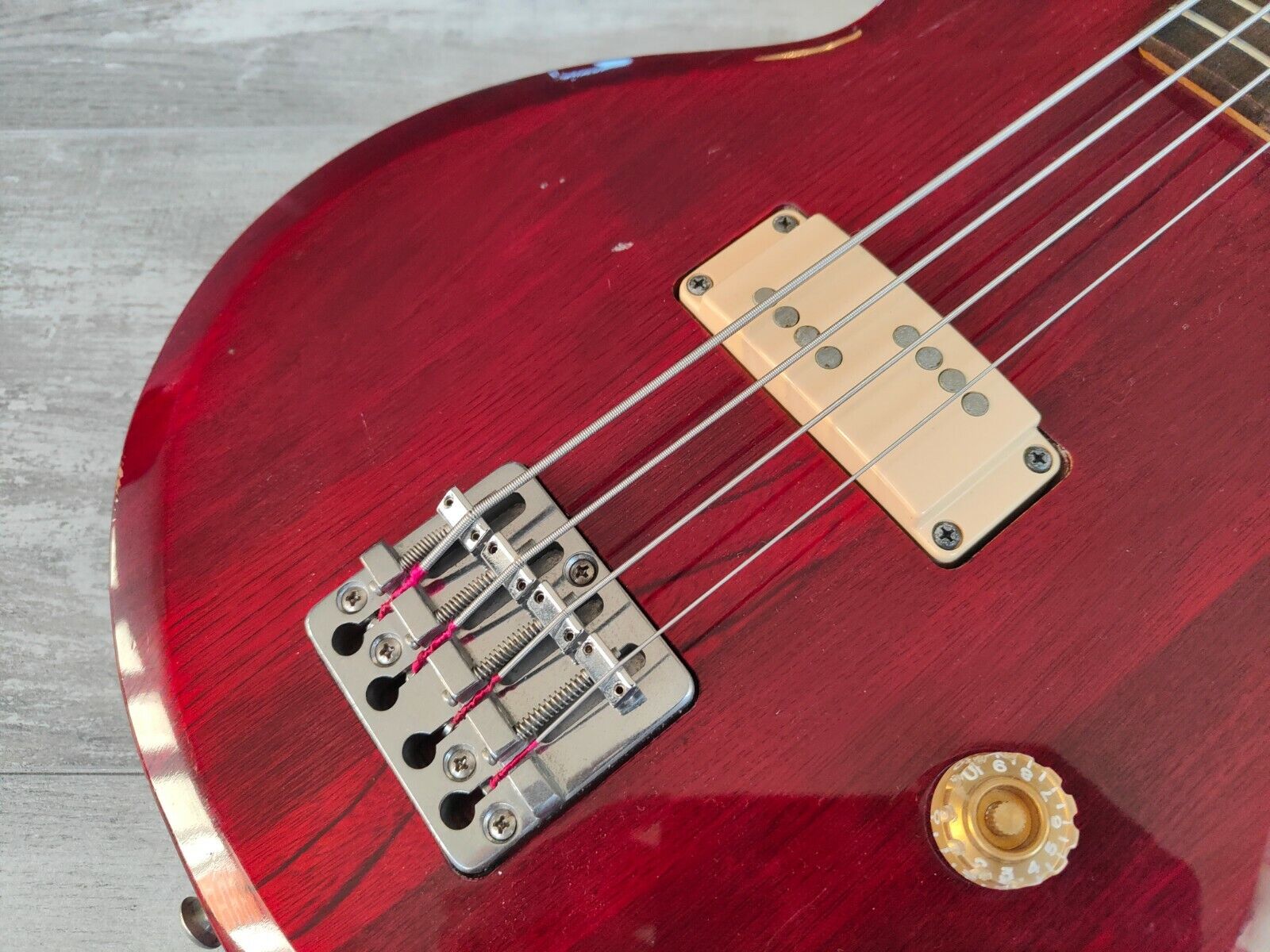 1981 Aria Pro II Japan CSB-380 Cardinal Bass (Red)