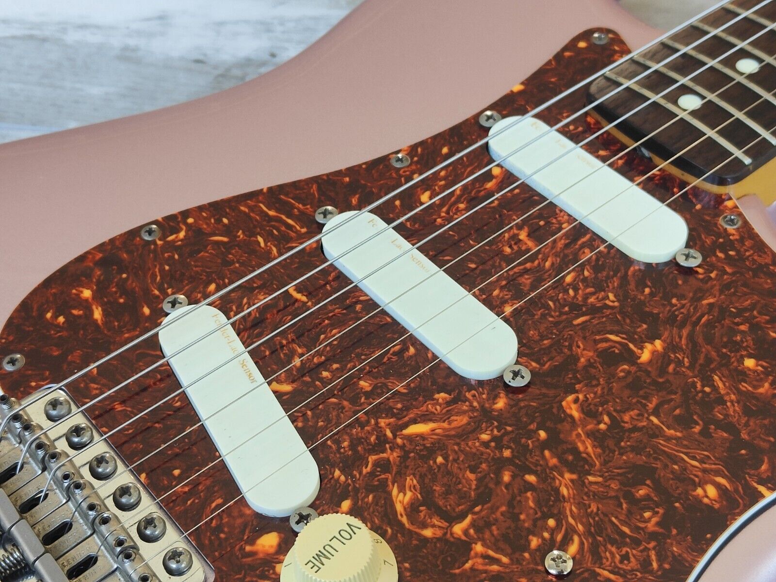 1991 Fender Japan ST62-770LS '62 Stratocaster w/Lace Sensors (Burgundy Mist)