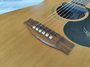 2004 Maton M225 Acoustic Guitar (Natural) w/Fishman Pickup