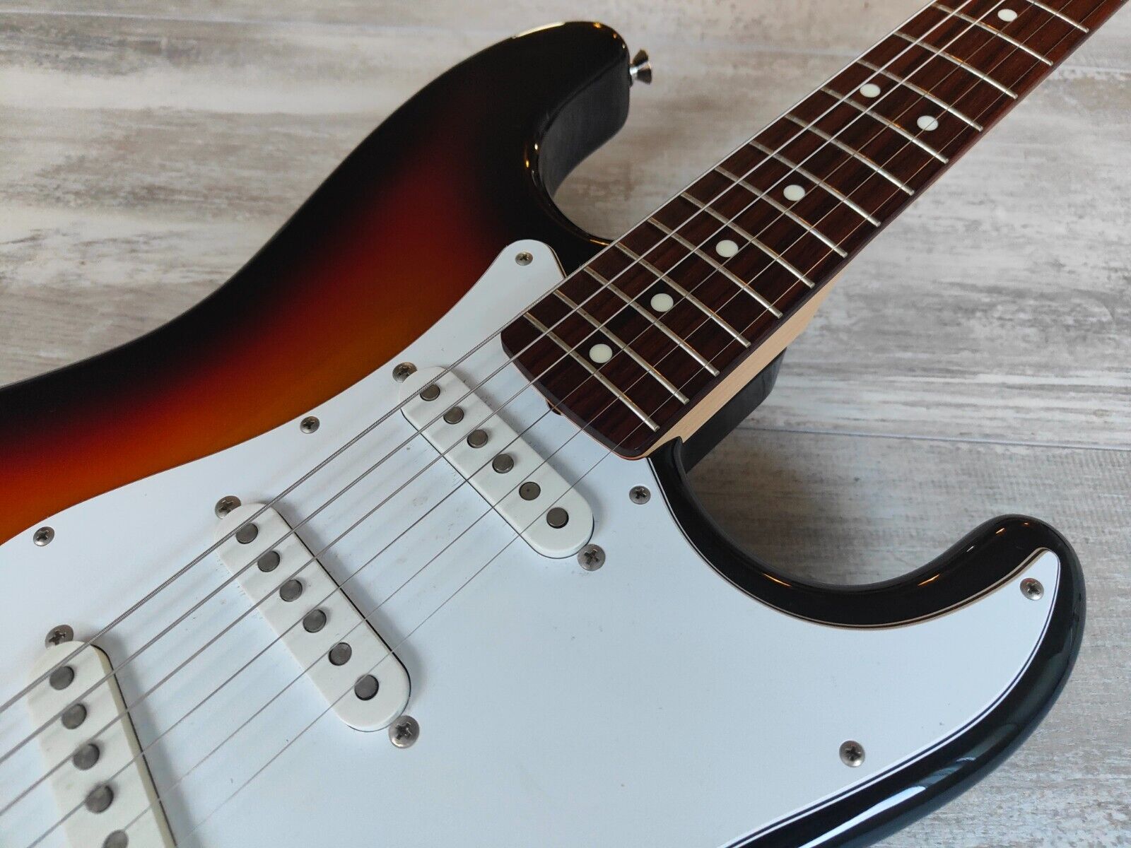 2014 Fender Japan Stratocaster Standard (Sunburst)