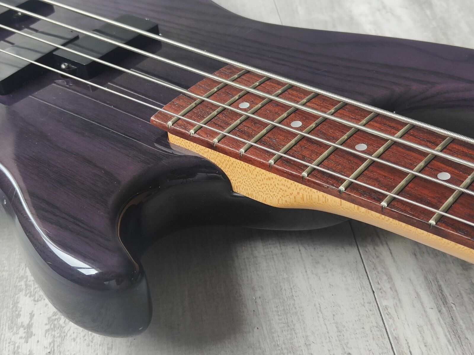 1992 Greco Japan PJB-380 Medium Scale Bass (Purple)