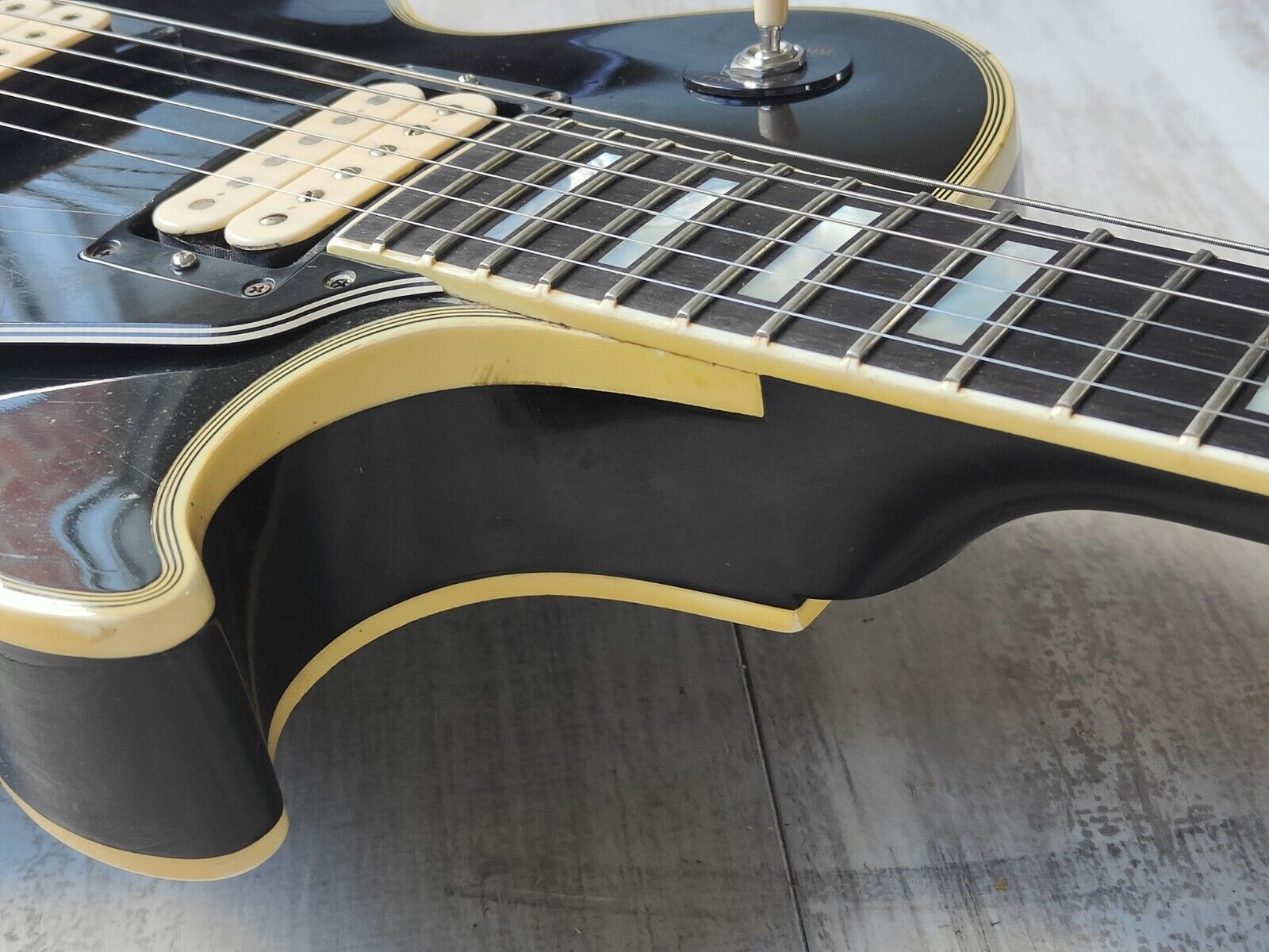 2001 Gibson USA "Black Beauty" Les Paul Custom (Ebony)