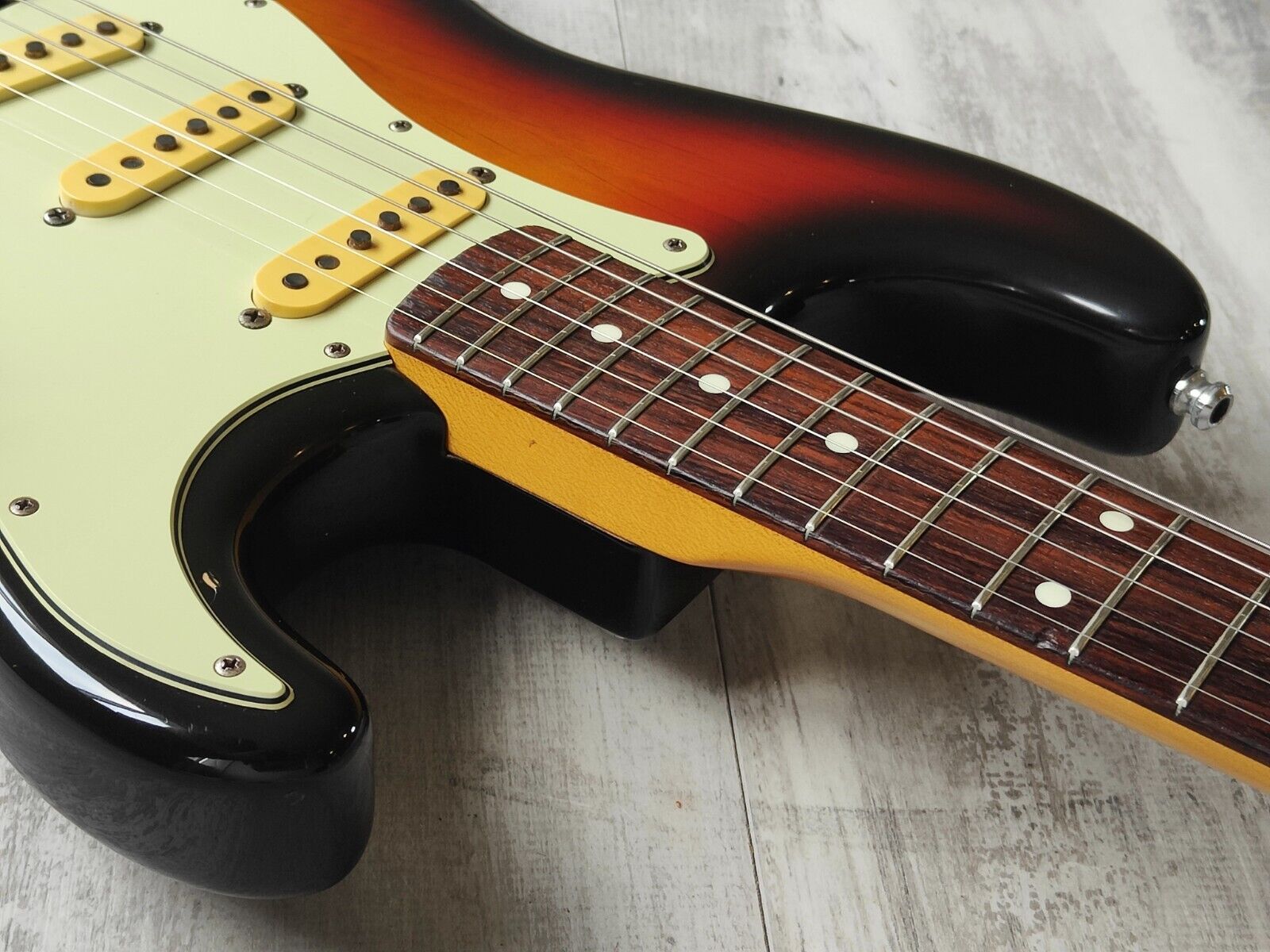 1993 Fender Japan ST62-70 '62 Reissue Stratocaster w/USA Pickups (Sunburst)