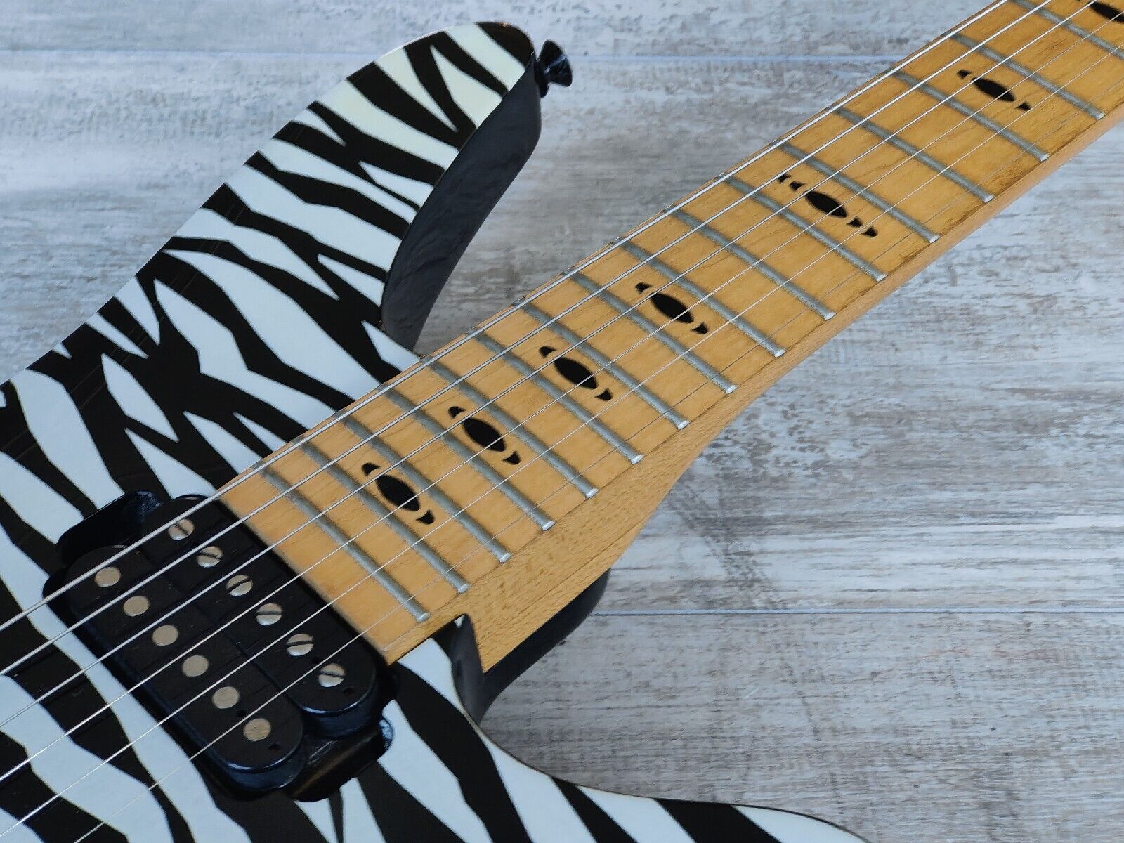 1994 Yamaha Japan MGM111 Special Edition Electric Guitar (Zebra Stripe)