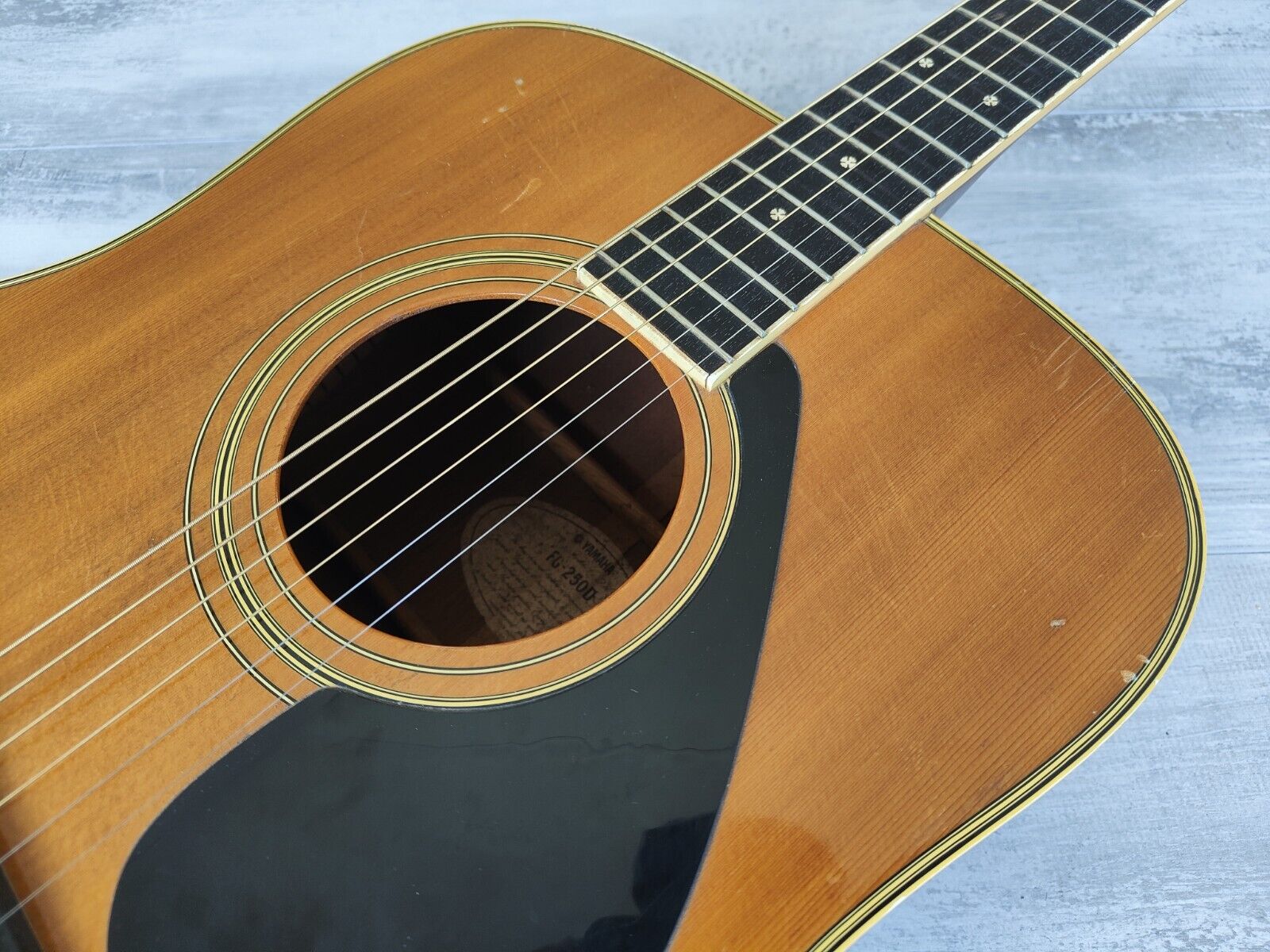 1981 Yamaha FG-250D Japanese Vintage Dreadnought Acoustic Guitar (Natural)