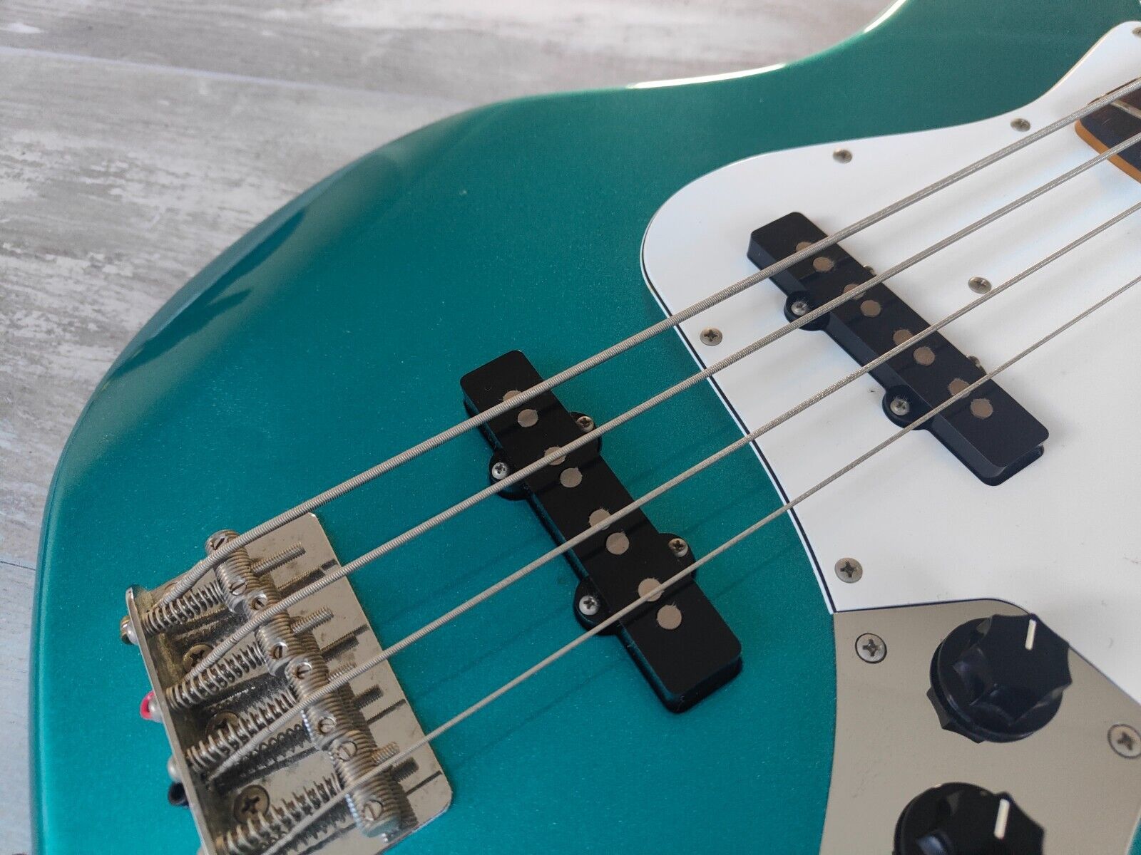 2016 Cool Z (Fujigen) ZJB-1R Jazz Bass (Lake Placid Blue)