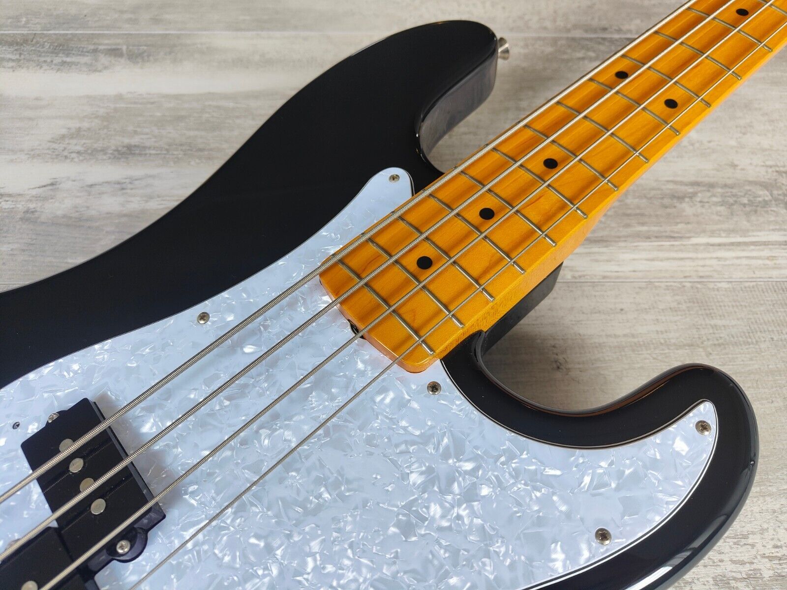 2017 Fender Japan Classic 50's Precision Bass (Black)